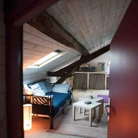 Loft Dans Le Centre Historique 아파트 *